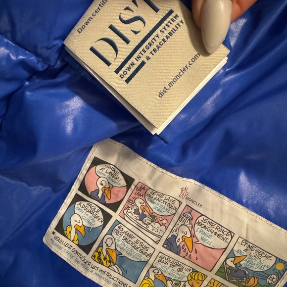 Moncler Boys Jacket - Picture 9 of 9